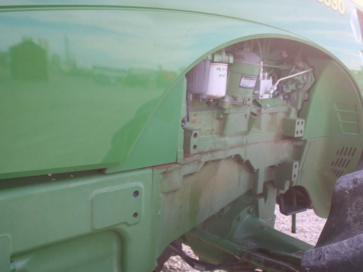 2009-john-deere-8330-image-53
