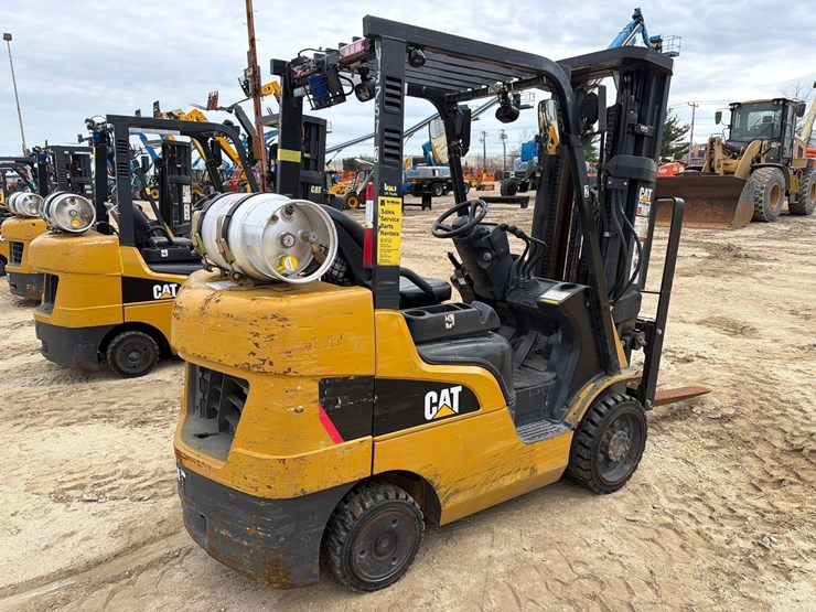 2021-caterpillar-2c6000-image-6