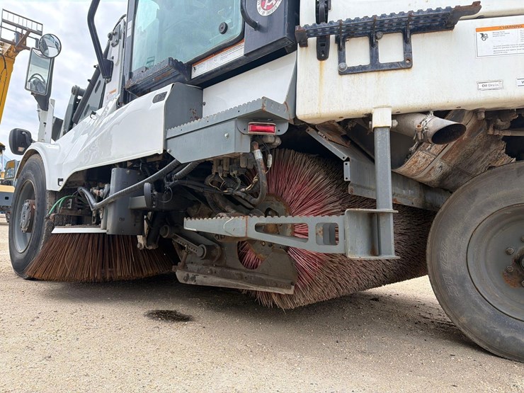 elgin-pelican-s-image-6