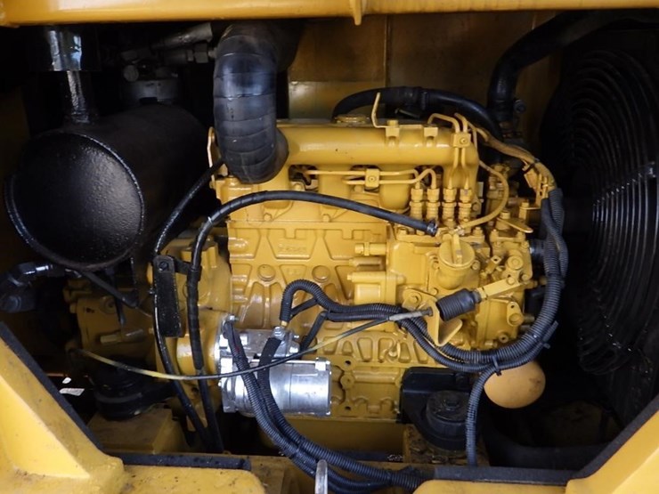 caterpillar-305.5-image-9