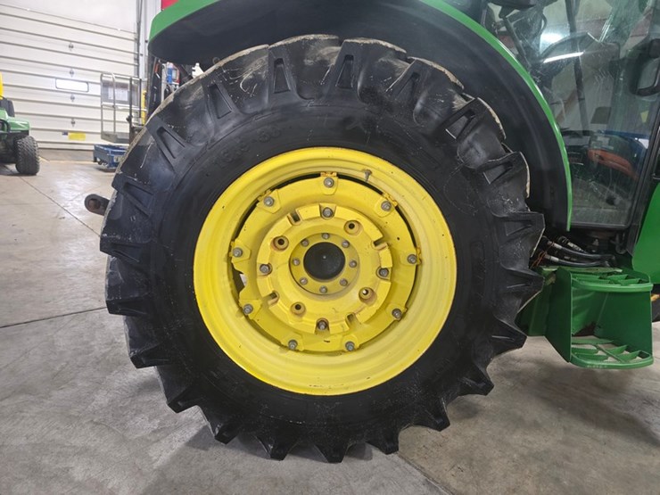 john-deere-5520-image-45
