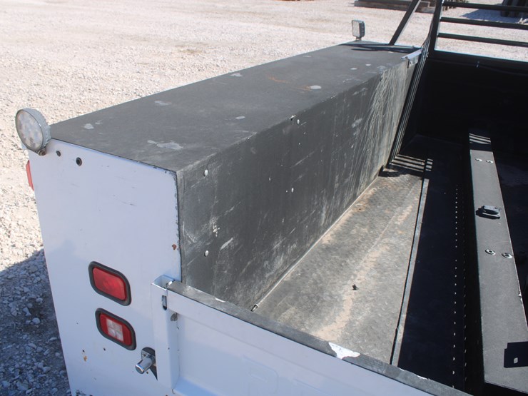 #3045-•-reading-tool-body-pickup-bed-image-13