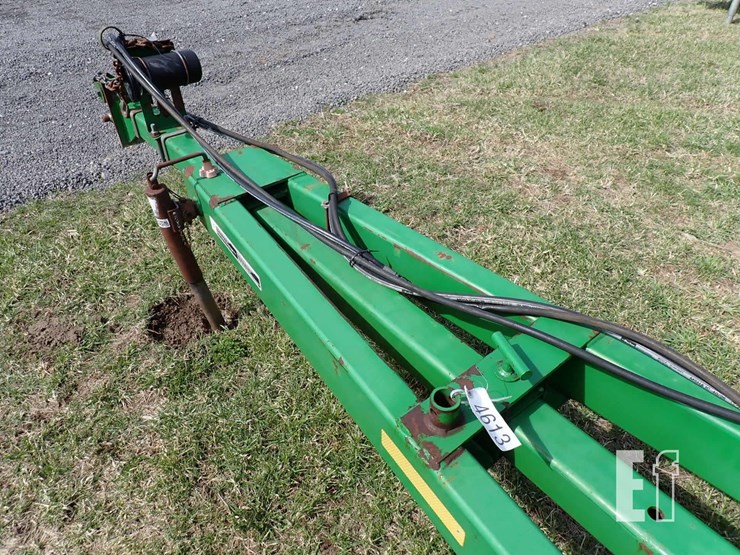 john-deere-200-image-13