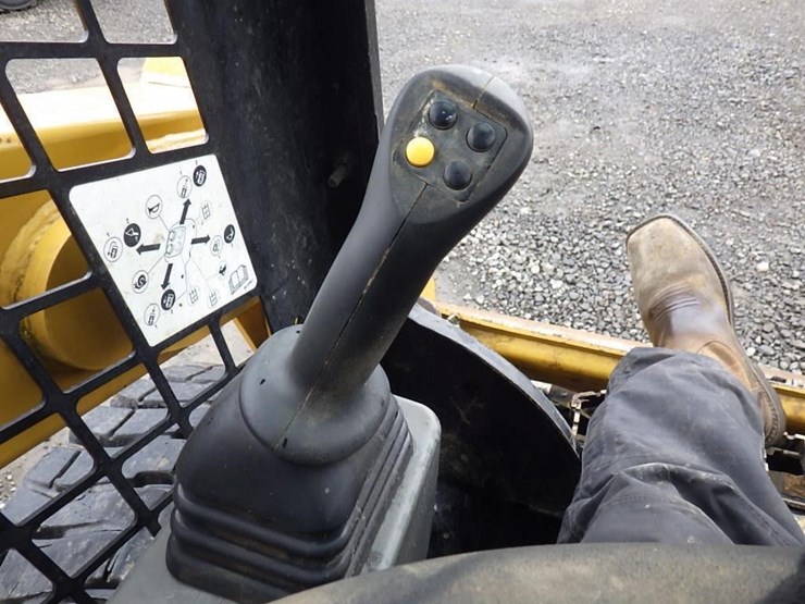 caterpillar-226d3-image-27