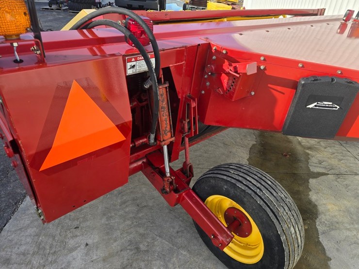 new-holland-1465-image-22