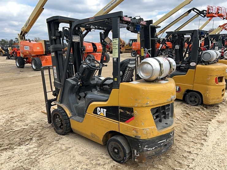 2021-caterpillar-2c6000-image-4