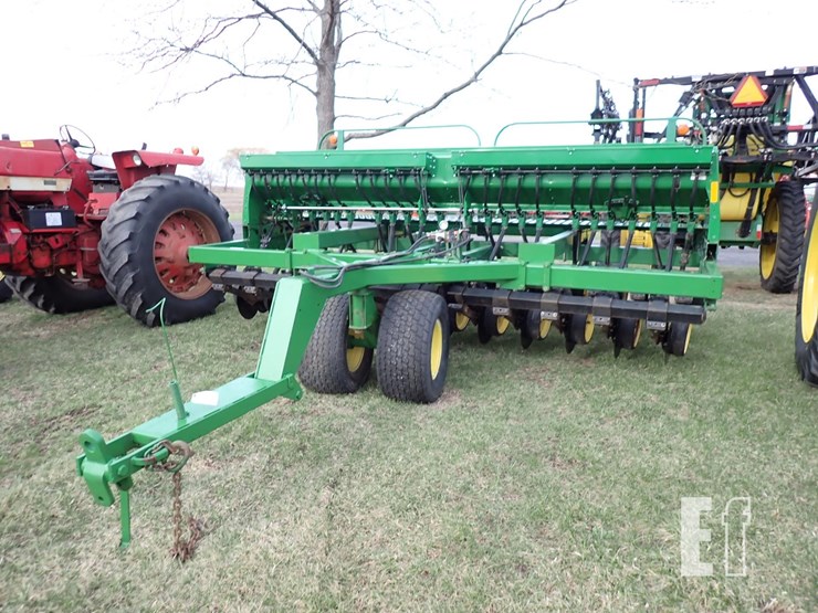 john-deere-750-image-1