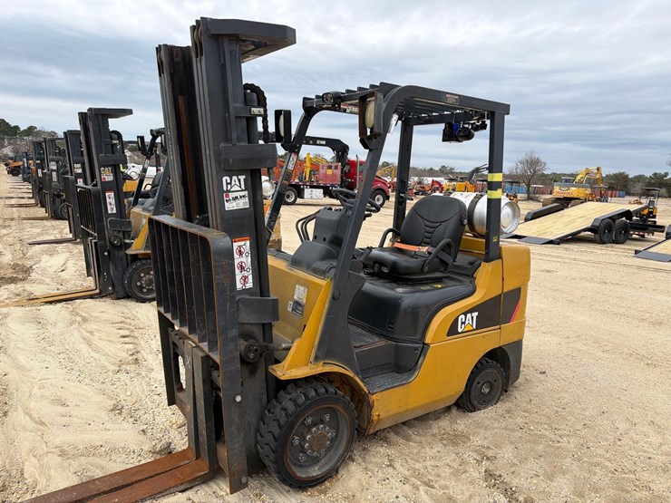 2021-caterpillar-2c6000-image-2