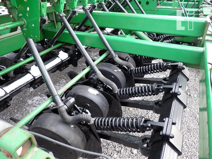 john-deere-1560-image-5