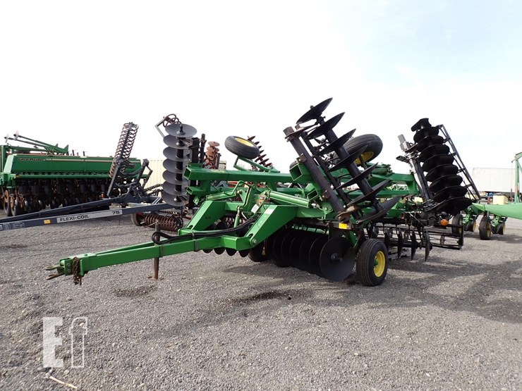 john-deere-630-image-2