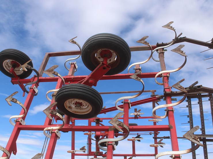 #1063-•-willrich-field-cultivator-with-finisher-image-38