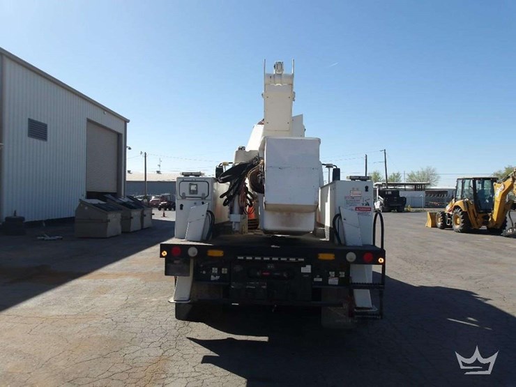 2011-international-durastar-4300-image-5