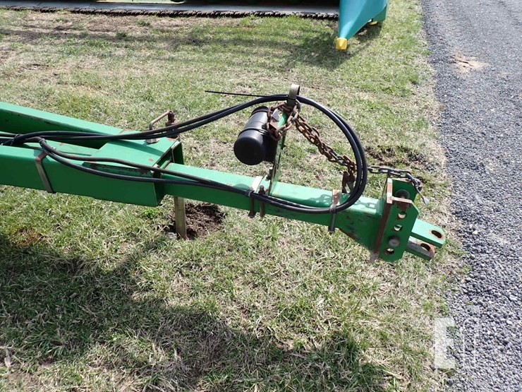 john-deere-200-image-3