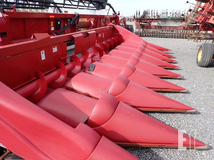 2010-case-ih-3408-image-2