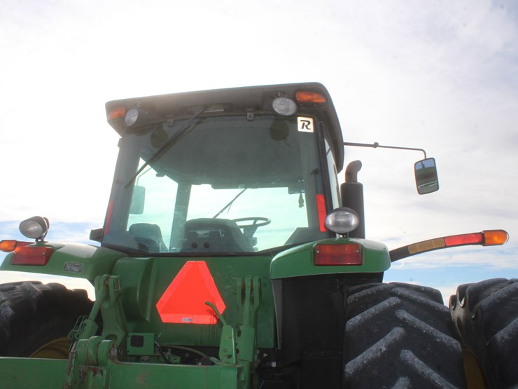 2009-john-deere-8330-image-32
