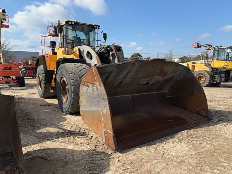 2018-volvo-l260h-image-3