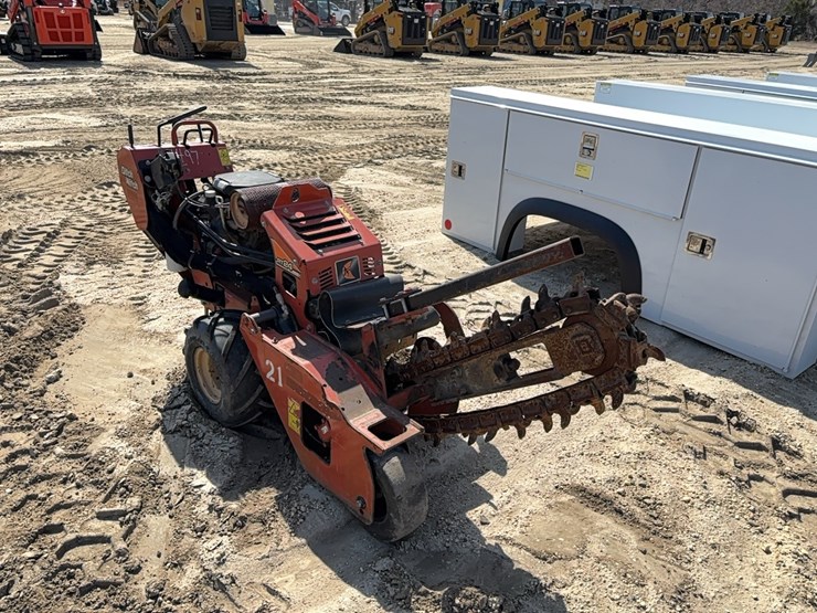 ditch-witch-rt24-image-3