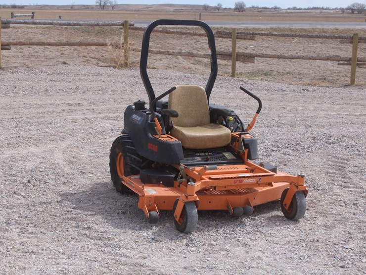 #1092-•-2010-scag-freedom-z-lawn-mower-image-7