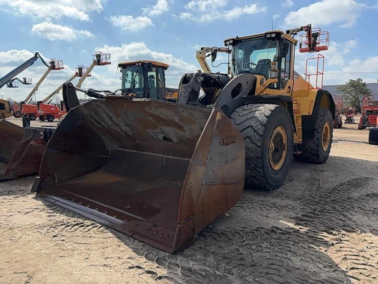 2018-volvo-l260h-image-1