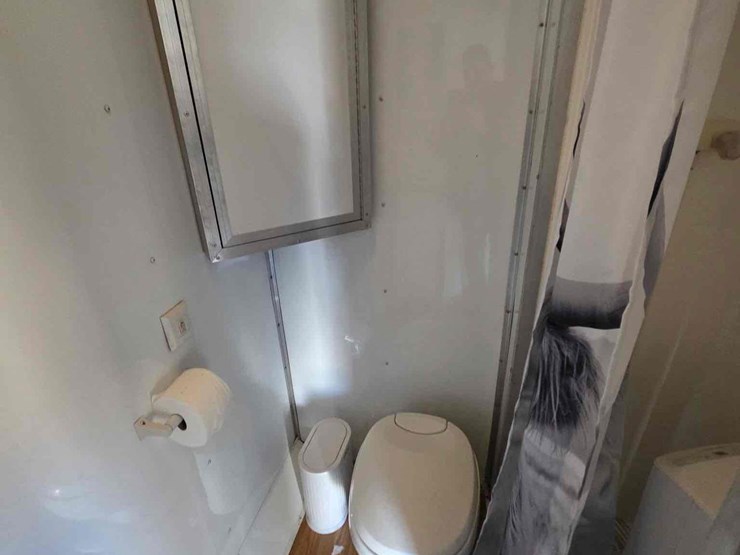 2013-53'-united-expressline-toy-hauler-*bid-is-pending*-image-20