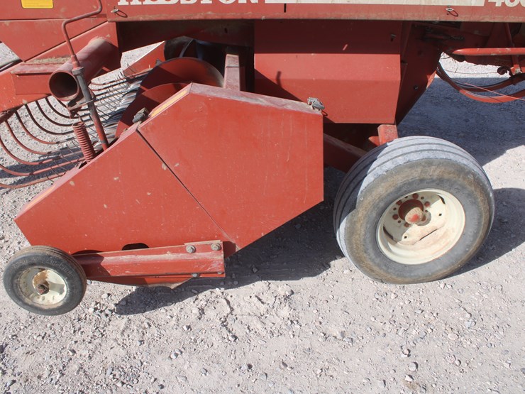 hesston-4600-image-20