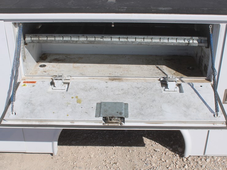 #3045-•-reading-tool-body-pickup-bed-image-22