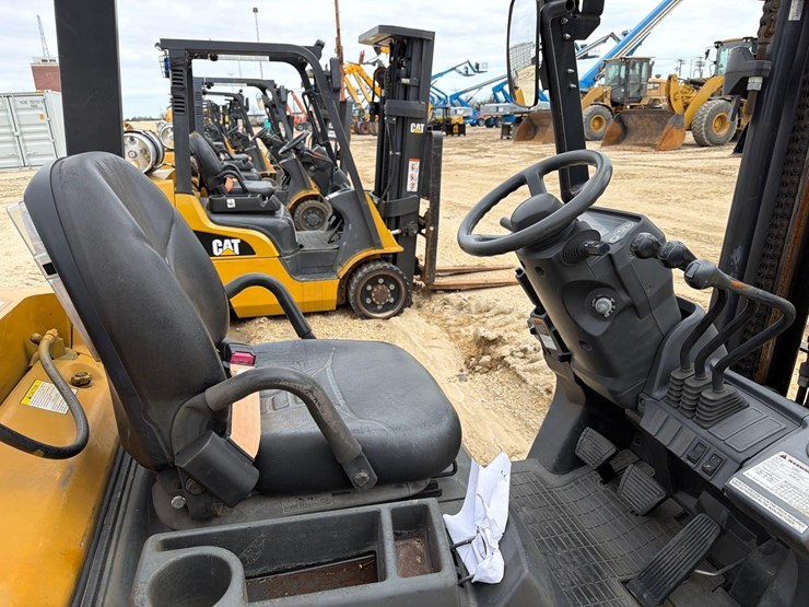 2021-caterpillar-2c6000-image-9