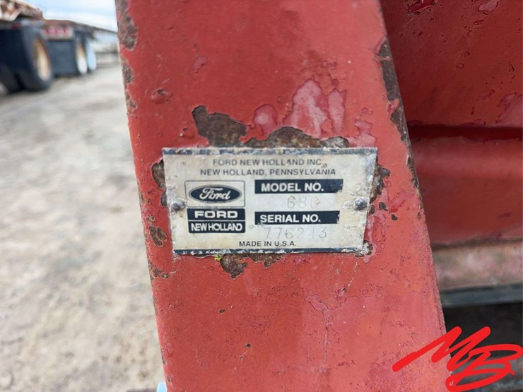 new-holland-680-image-4