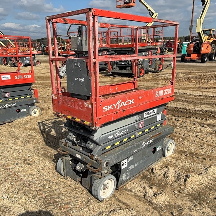 2016 SKYJACK SJIII3219