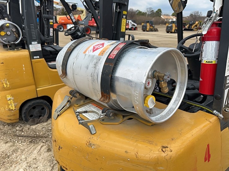 2021-caterpillar-2c6000-image-9