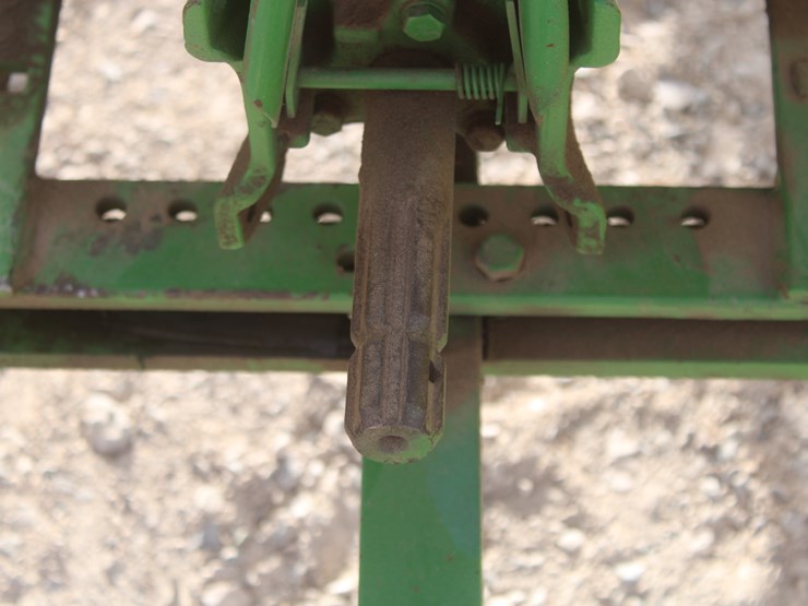 john-deere-b-image-26