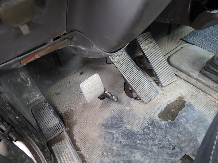 2007-peterbilt-357-image-58