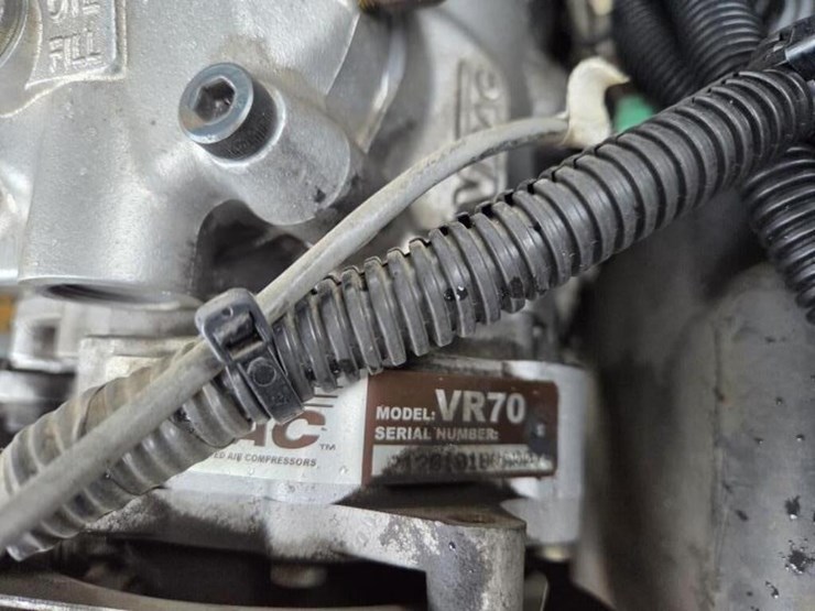 2006-chevrolet-silverado-2500hd-image-36