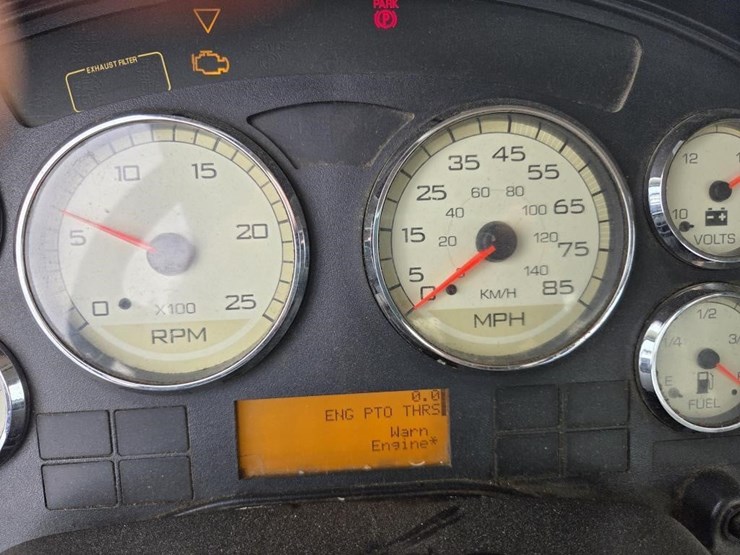 2016-international-prostar-image-64