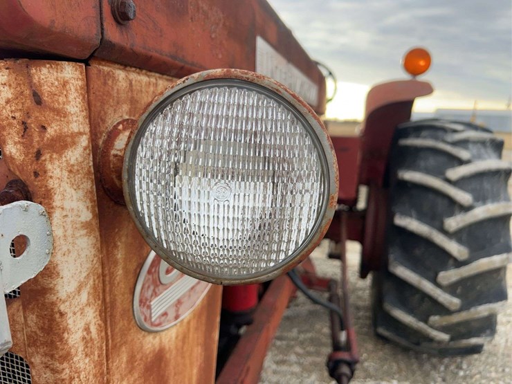 international-660-image-17