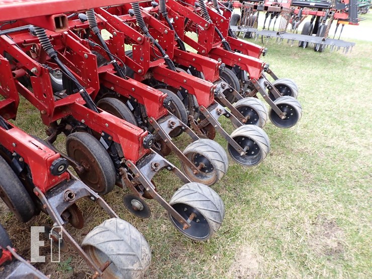 case-ih-5500-image-5