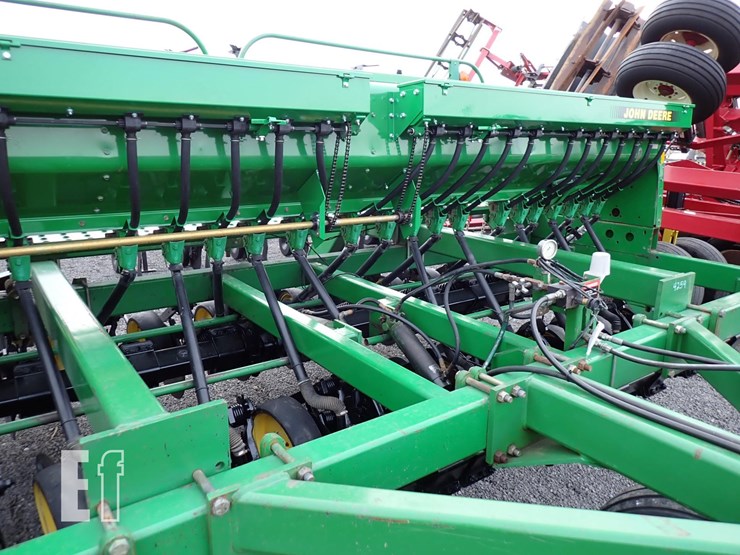 john-deere-750-image-6