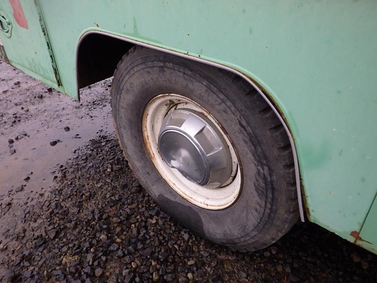 1989-dodge-ram-250-image-18