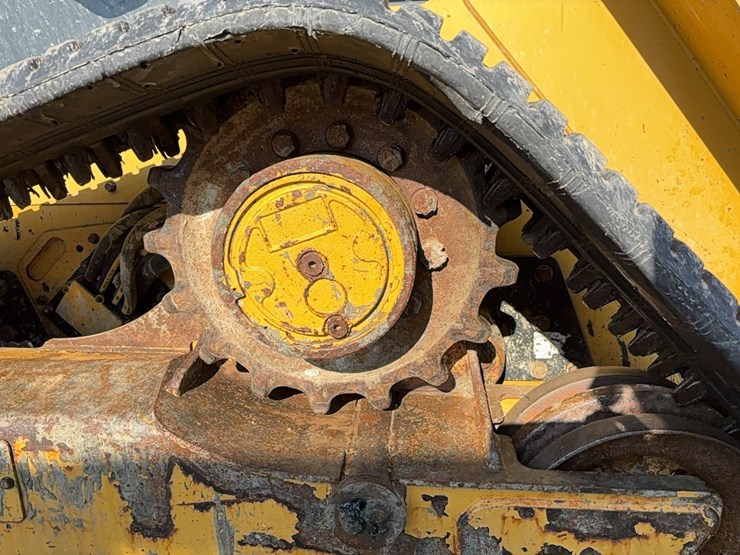 2020-caterpillar-279d3-image-6