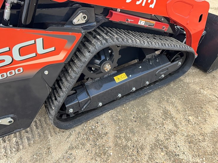 2026-kubota-scl1000-image-9