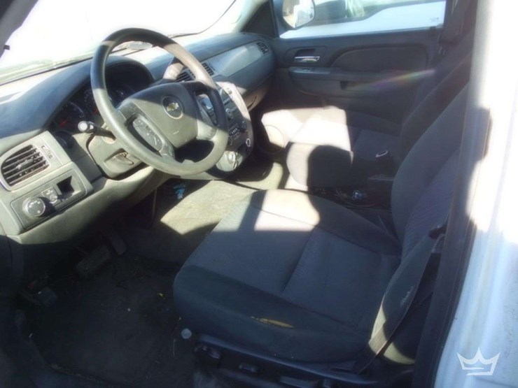 2014-chevrolet-tahoe-image-5