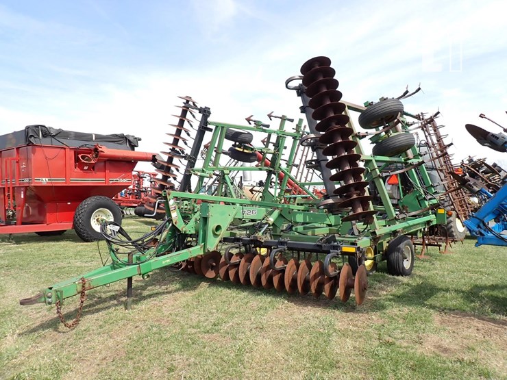 john-deere-726-image-1