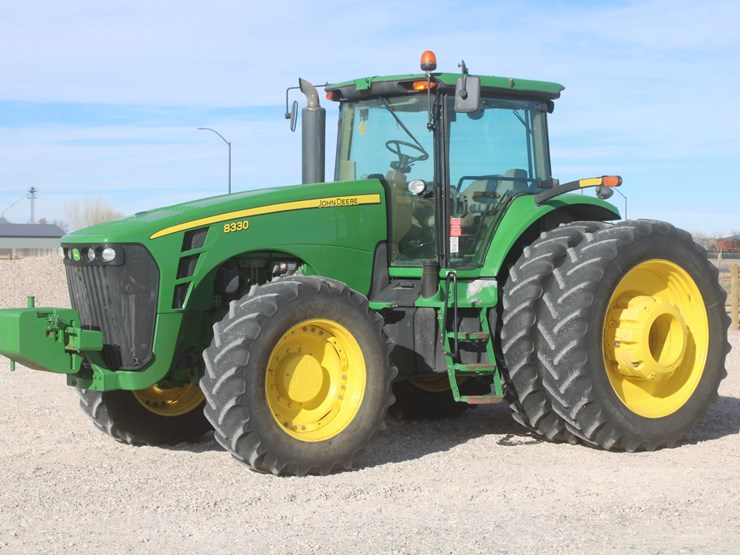 2009-john-deere-8330-image-1