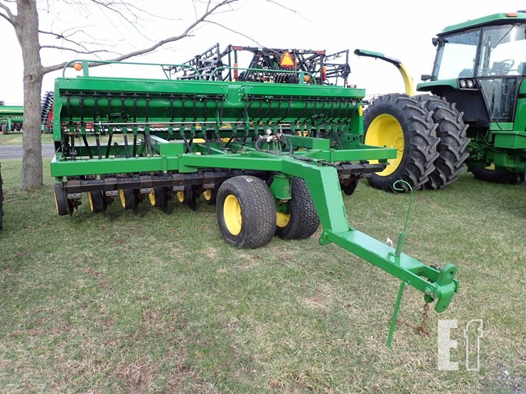 john-deere-750-image-2