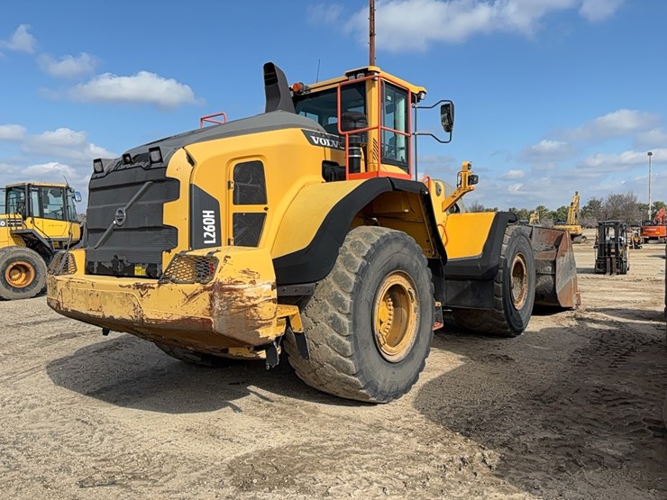 2018-volvo-l260h-image-2