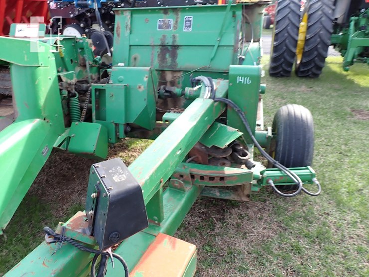 john-deere-3950-image-4