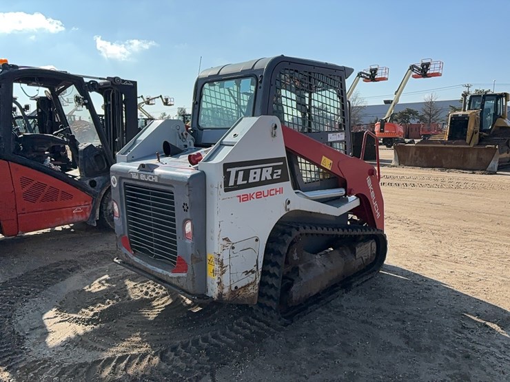 2021-takeuchi-tl8r2-image-3