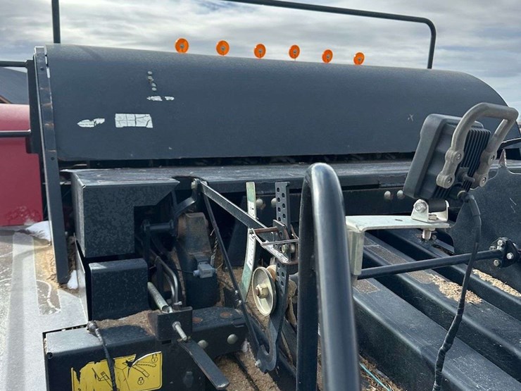 2009-new-holland-bb9080-image-14