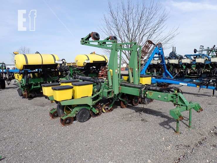 john-deere-1770-image-1