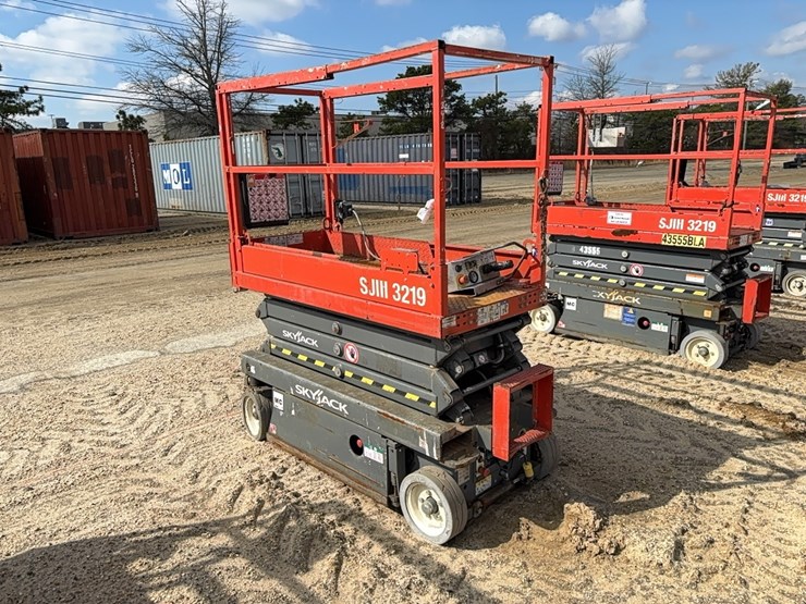 2017-skyjack-sjiii3219-image-5